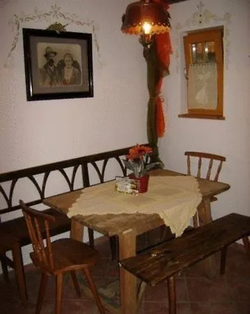 Guest house Neues Gastehaus Und Hotel-pension Zum Gmoana