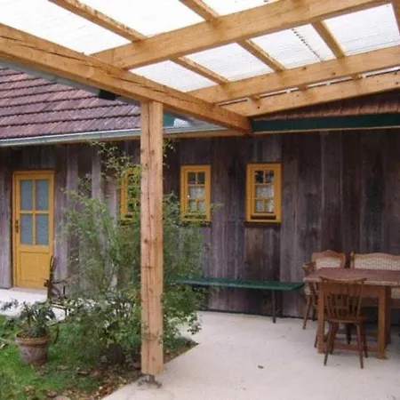 Neues Gastehaus Und Hotel-pension Zum Gmoana 3* Sankt Valentin