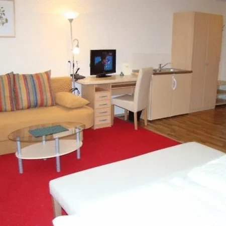 Neues Gastehaus Und Hotel-pension Zum Gmoana Guest house